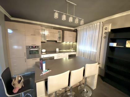 Győr-Sziget 51m²-es 2 szobás tégla lakás eladó