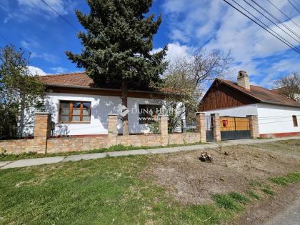Eladó ház, Győrzámoly