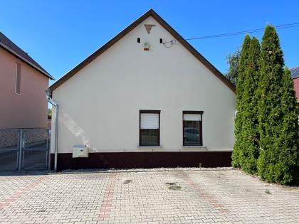 Kiadó 97 m2 családi ház, Győr, Győr-Győrszentiván